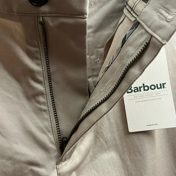 Barbour men’s Lightweight Mist Stretch Tailored Chino Pants. Size 38R. NWT - Picture 7 of 10